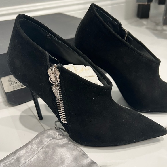 $900 Giuseppe Zanotti Olive Grey Reptile-Embossed Leather  Giuseppe Zanotti Bootie sz 36.5 Worn Once